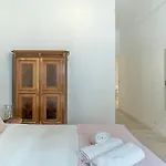 Estrela House By Homing بيت ضيافة *